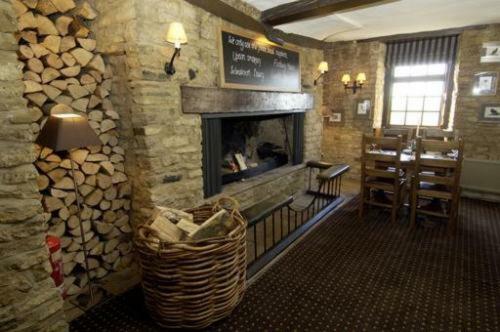 Hotel The Bird In Hand Inn, Witney