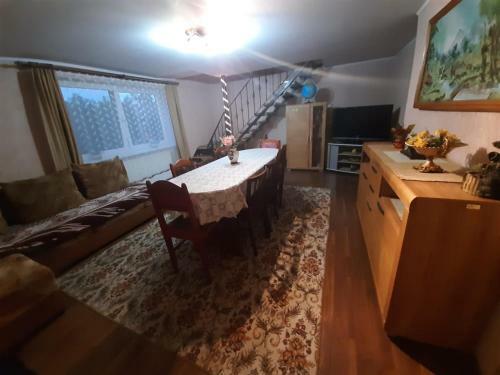Hostal Casa Verde S?sciori Transalpina