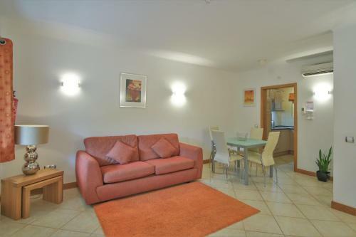 Casa Monte Cristo Apartments - Orange
