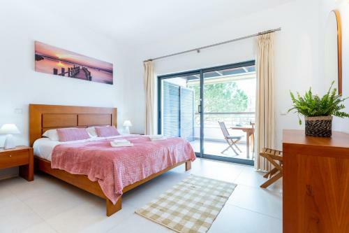 Large Family Apartment - Marina Park