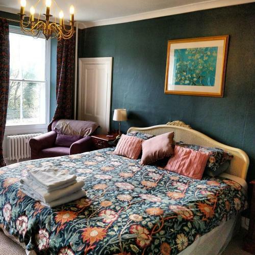 Hostal Bank Villa