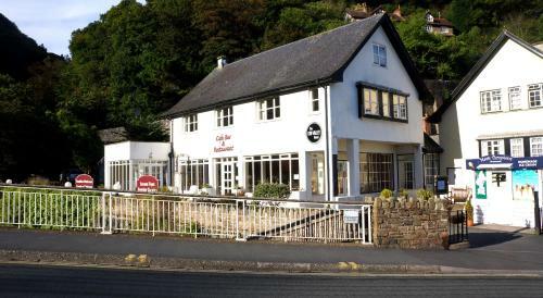 The Lyn Valley Hotel