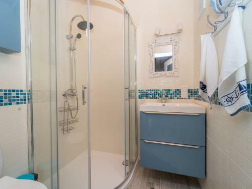 Spacious Holiday Home In Rowy