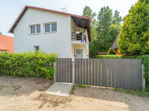Spacious Holiday Home In Rowy