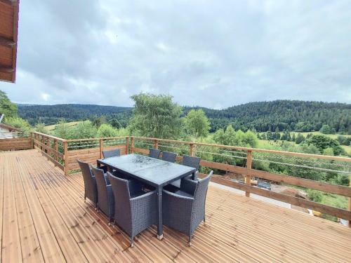 Le Cerf, Superbe Vue, Piscine Privee