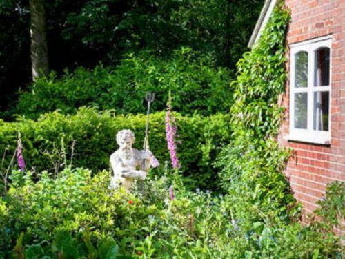 Gardeners Cottage