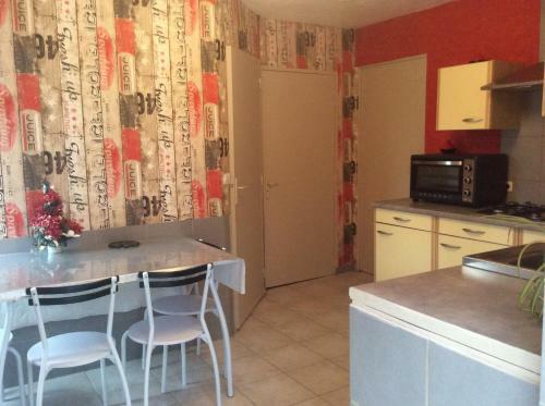 Apartamento H�bergement � Compreignac 87140