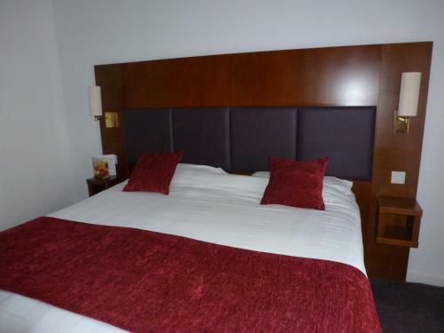 Hotel Cross Roads By Good Night Inns