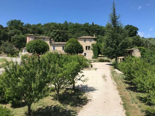 Apartamentos Ermitage Crestet (Ventoux - Provence)