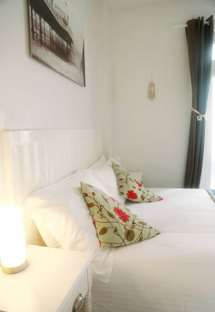 Bed & Breakfast Motel Schmotel
