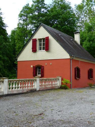 Bed & Breakfast Le Moulin D'eysus G�tes Et Chambres D'h�tes