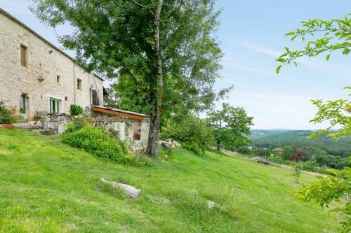 Le Mas Des Papillons B&B