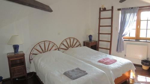 G�te Hyrom 5 Places Moulin de La Placette