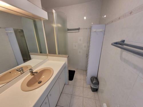 Apartamento Le Chant de La Mer- Fr�jus Plage
