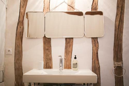 Hostal La Dime de Giverny - Chambres D'h�tes