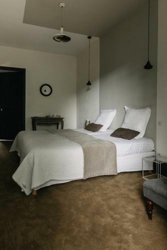 Hostal La Dime de Giverny - Chambres D'h�tes
