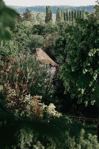 Hostal La Dime de Giverny - Chambres D'h�tes