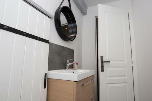 Apartamento Studio Cosy Dans Centre Historique Avec Parking