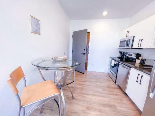 Bright 1bd/1ba Downtown Omaha Apartments