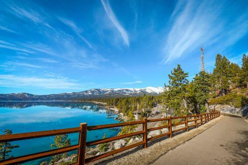 Tahome & Tahoe Place