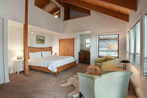 Incline Village Manor
