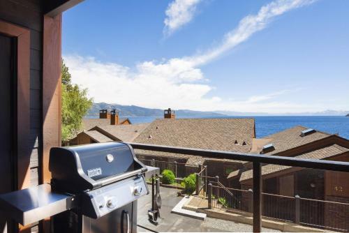 Lakeshore Terrace Delight