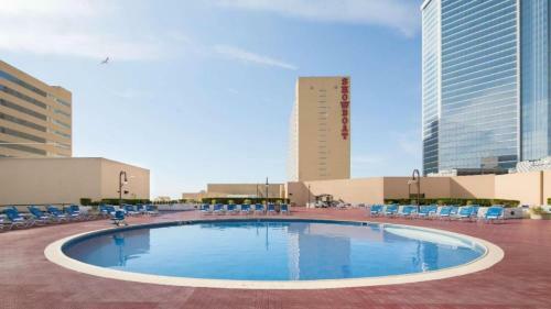 Posada Renovated Beachfront Suite Cozysuites At Showboat