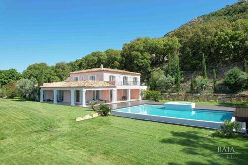Luxury Villas At Grimaud