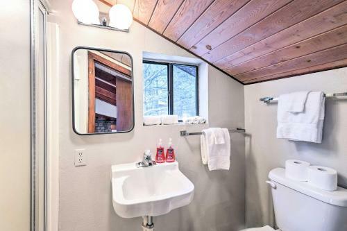 Enchanted Pines Mtn Escape With Deck And Grill!