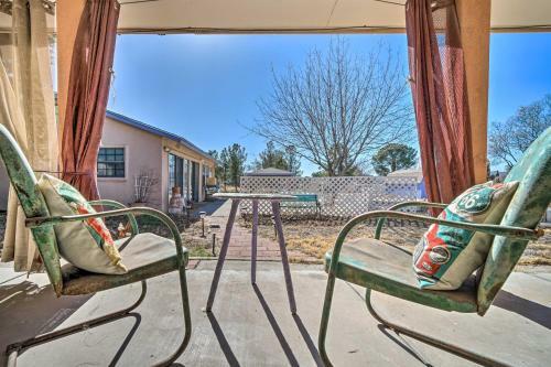 Cozy, Bright Las Cruces Purple Sage Ranch!