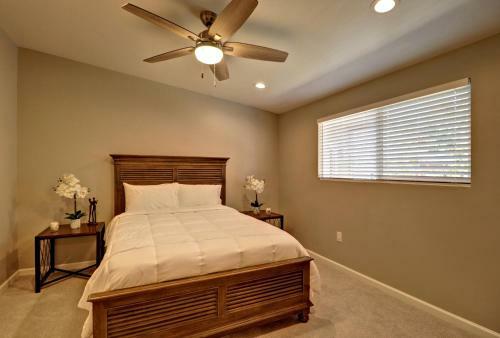 Sleek, Modern Designer Home With Many Amenities