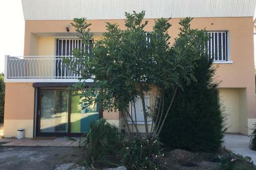 Apartamento Irigny: Maison Calme � 10 Minutes de Lyon