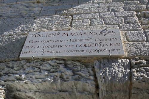 Apartamento Le Patio / Les Suites Romantiques Du Grenier � Sel