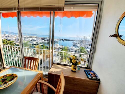 Apartamento Hy�res Port T3 Face � La Mer