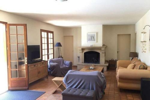 La Villa Du Payr�, Proche Mer Et Piscine Chauff�e