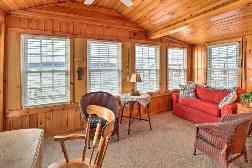 Lakefront Canandaigua Home With Grill, Fire Pit