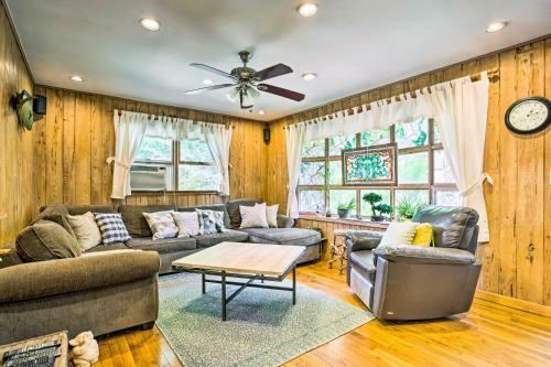 Charming Hampton Bays Home With Gazebo And Garden