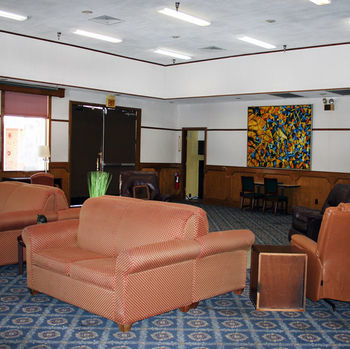 Lakeview Hotel