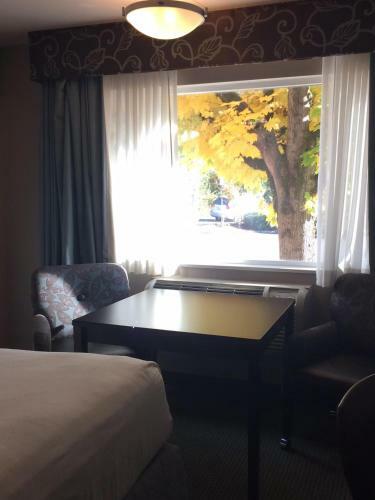 Shilo Inn Suites Hotel - Portland/beaverton