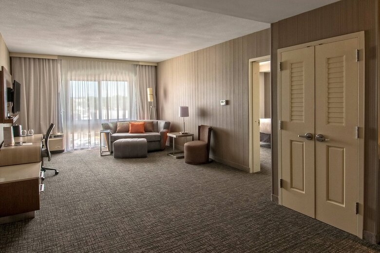 Hotel Courtyard By Marriott Westbury Long Island
