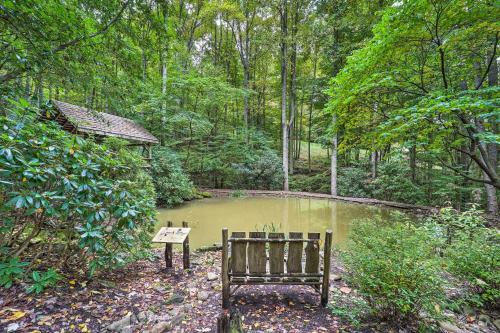 Mountain Air Family Home With Deck And Game Room!