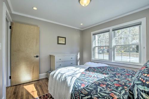 Renovated Carrboro Home With Deck And Fire Pit!
