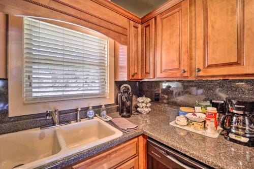 Apartamento Beech Mountain Retreat With Decks And Mtn Views!