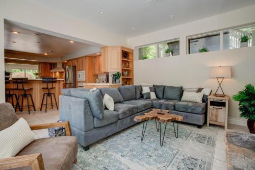 Mills Gap Lodge