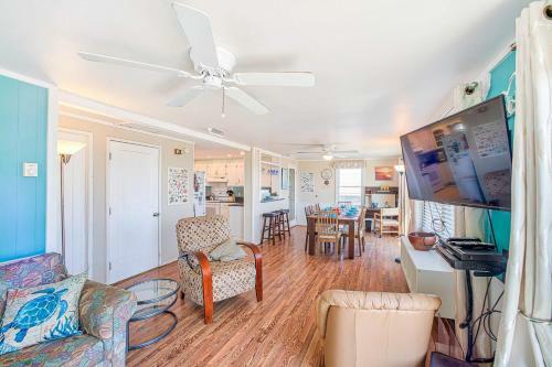 By The Sea Hatteras 380