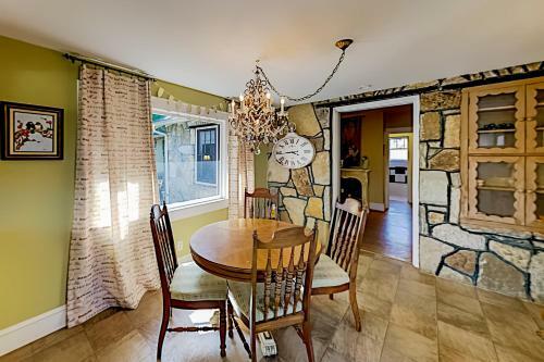 Vintner's Cottage