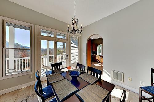 Jeter Mountain Manor