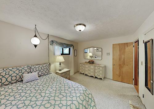 Lakewood Oasis