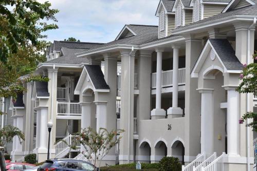 2705 Villa