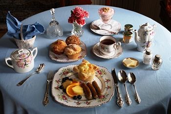 Bed & Breakfast The Governor's Inn